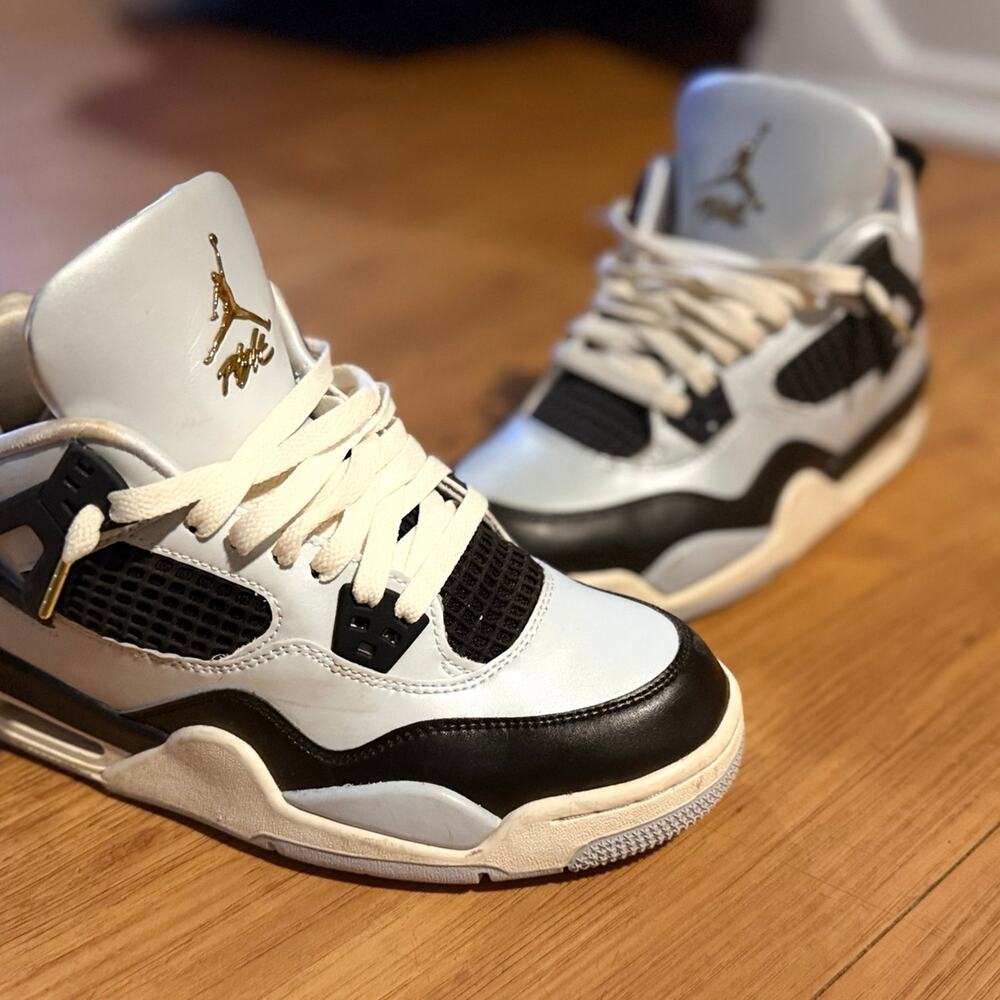 Jordan 4 Retro 7Y - Pure Platinum/Metallic Gold (FZ8585 070) - 7